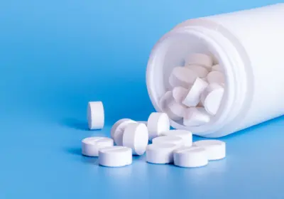 توصیه های مهم در درمان هیدروکسی کلروکین؛ از مقدار مصرف تا مراقبت از چشم