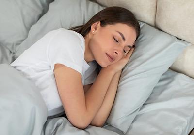 ملاتونین و راملتئون چه تأثیری بر متابولیسم بدن دارند؟ از تنظیم خواب تا قند خون